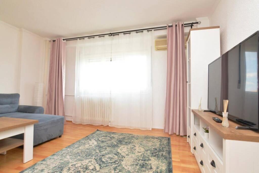 Апартаменти Apartament Ultracentral Piata Unirii Бухарест Екстер'єр фото